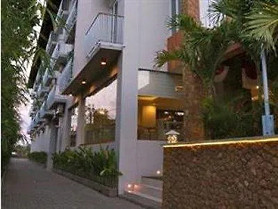拉达纳酒店 庫塔 酒店